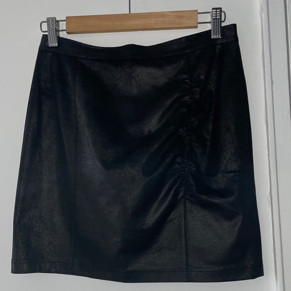 Free People Soft Vegan Faux Leather Black Mini Skirt Size Small